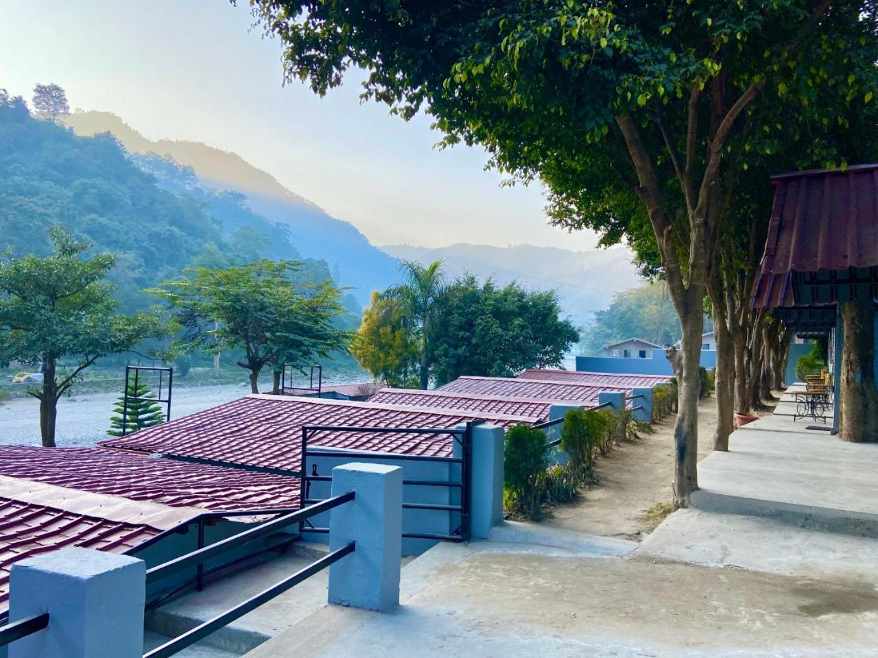 Euphoric River Resort Rishikesh Ngoại thất bức ảnh