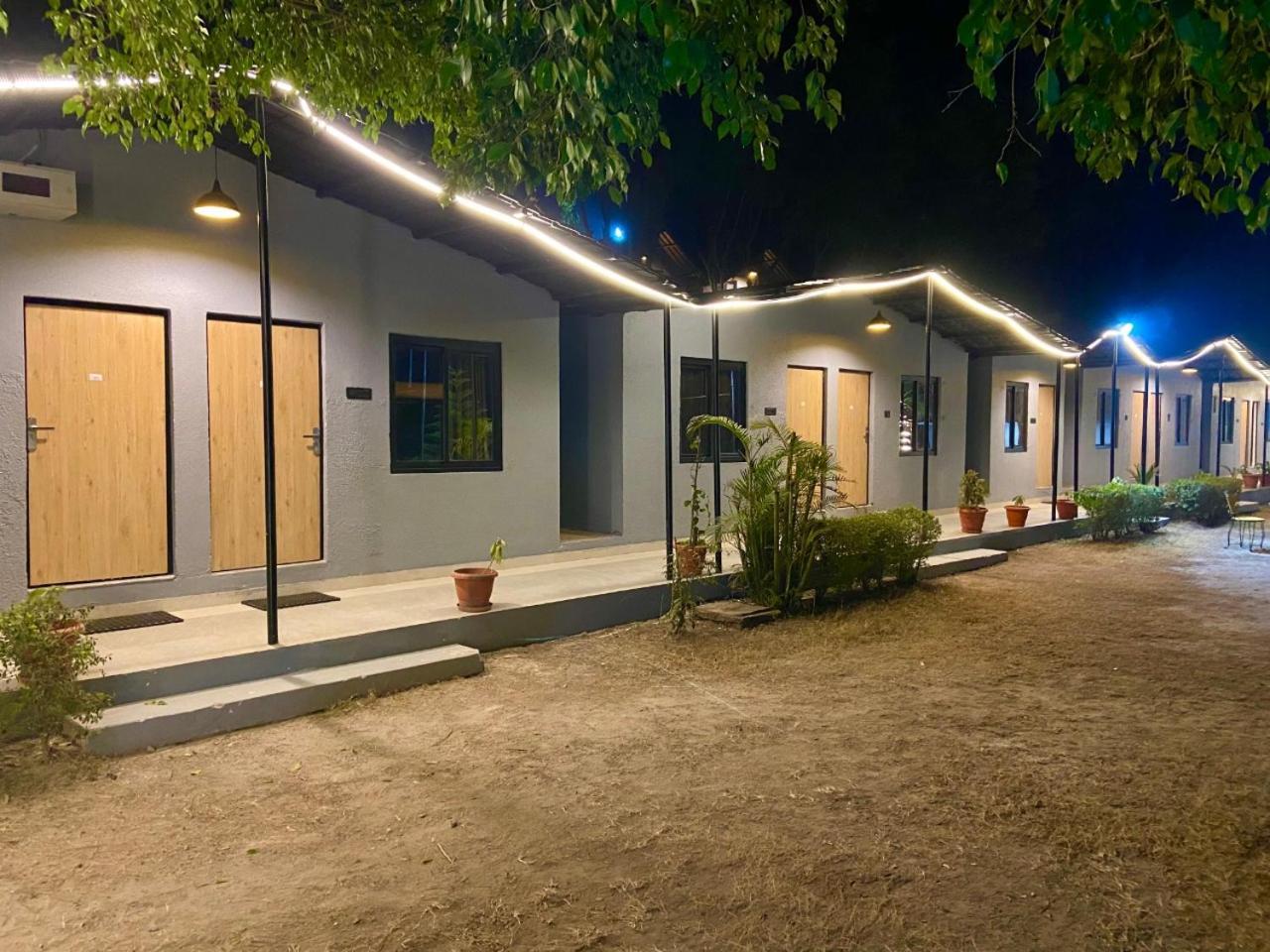 Euphoric River Resort Rishikesh Ngoại thất bức ảnh