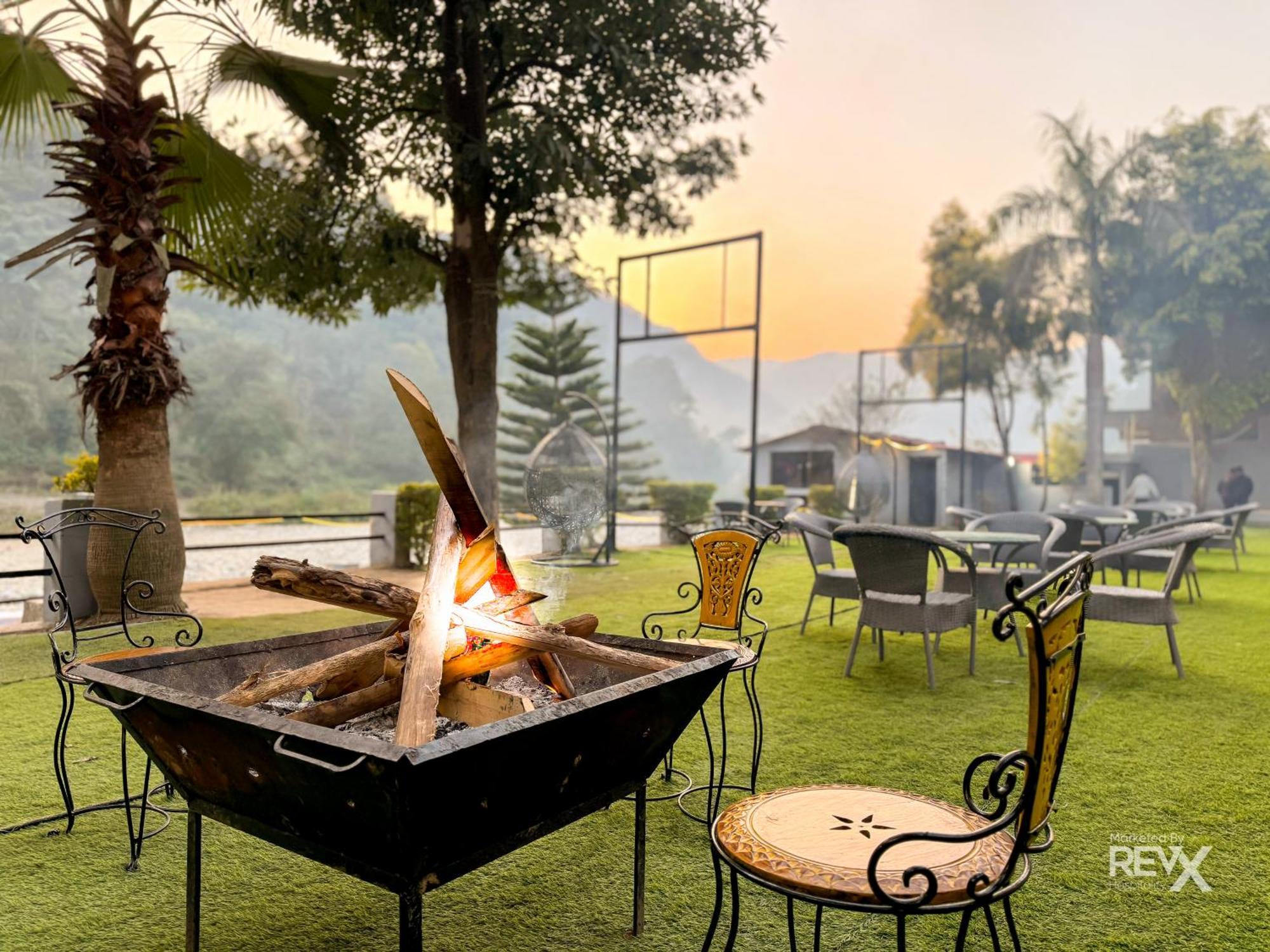 Euphoric River Resort Rishikesh Ngoại thất bức ảnh